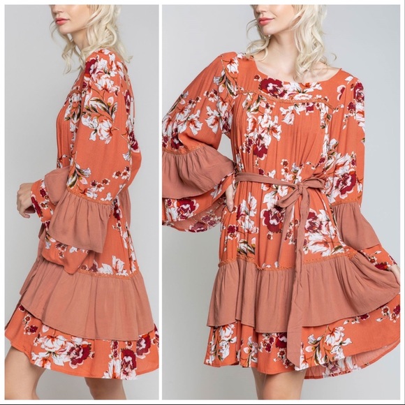 POL Floral Swing and Bell Sleeve Dress - Picture 15 of 17